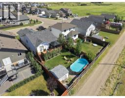 186 Robinson Avenue, Penhold, AB T0M1R0 Photo 49