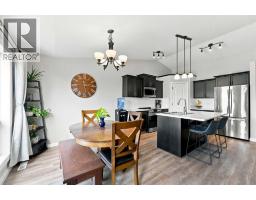 4pc Bathroom - 186 Robinson Avenue, Penhold, AB T0M1R0 Photo 10