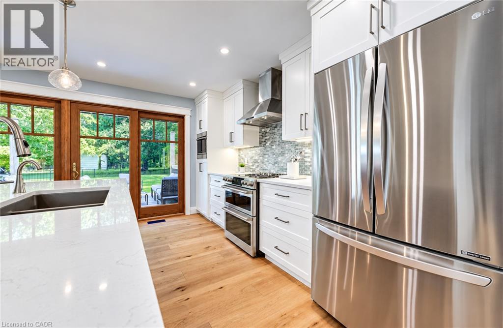 656 WESTMOUNT Road W - Image 11