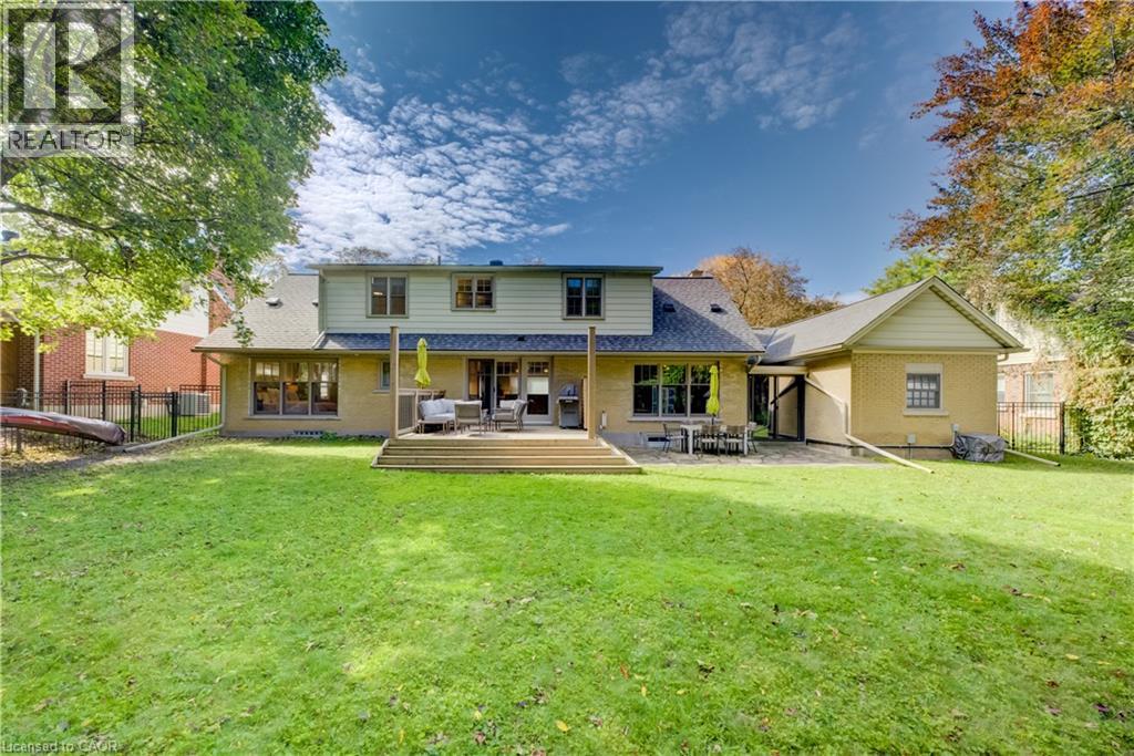 656 WESTMOUNT Road W - Image 38