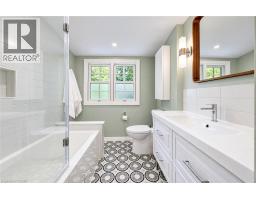656 Westmount Road W, Kitchener, ON N2M1R8 Photo 32