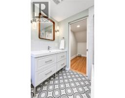 656 Westmount Road W, Kitchener, ON N2M1R8 Photo 33