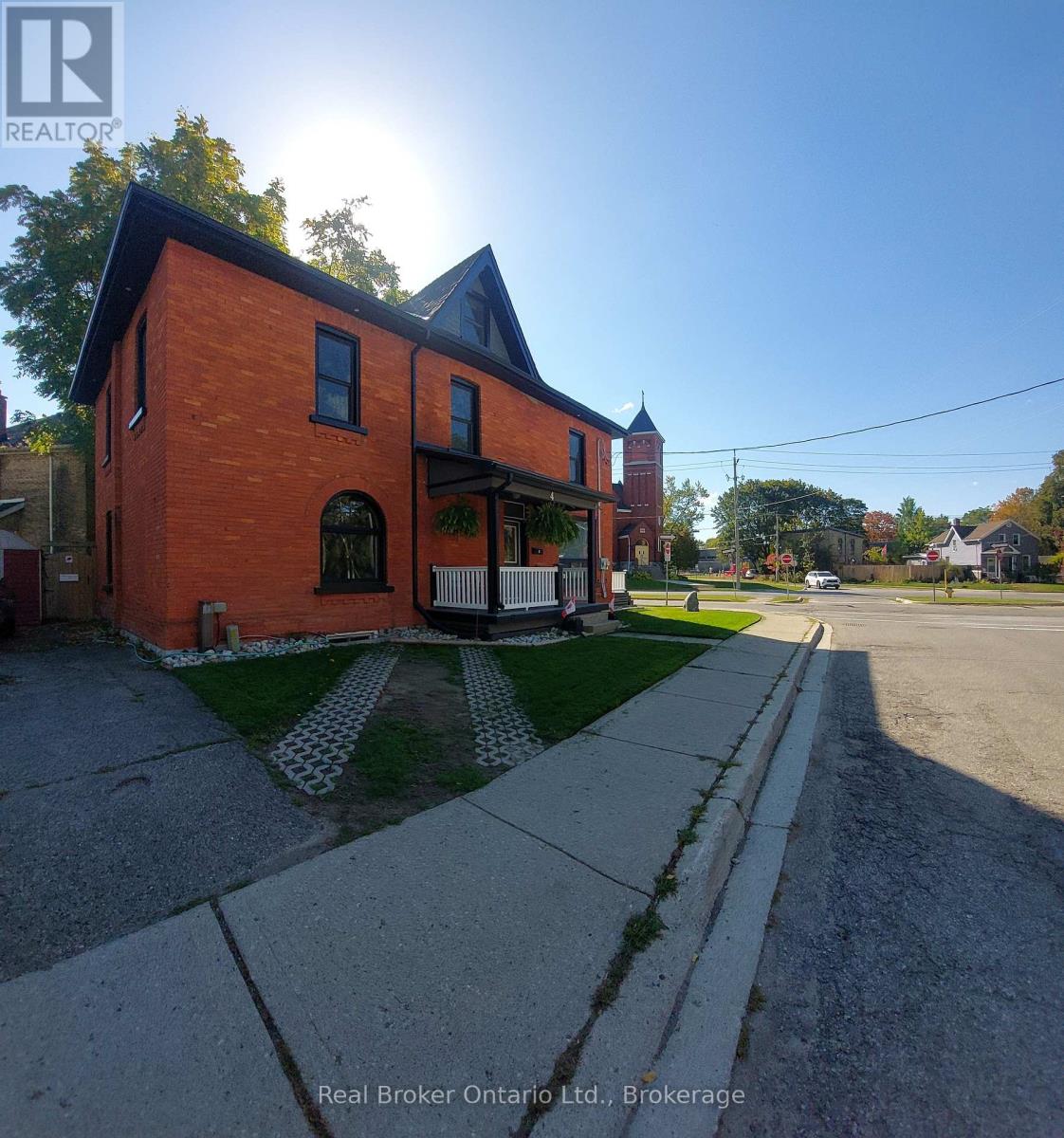 4 CAMBRIA STREET - Image 12
