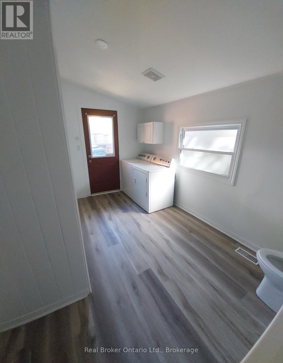 4 CAMBRIA STREET - Image 19
