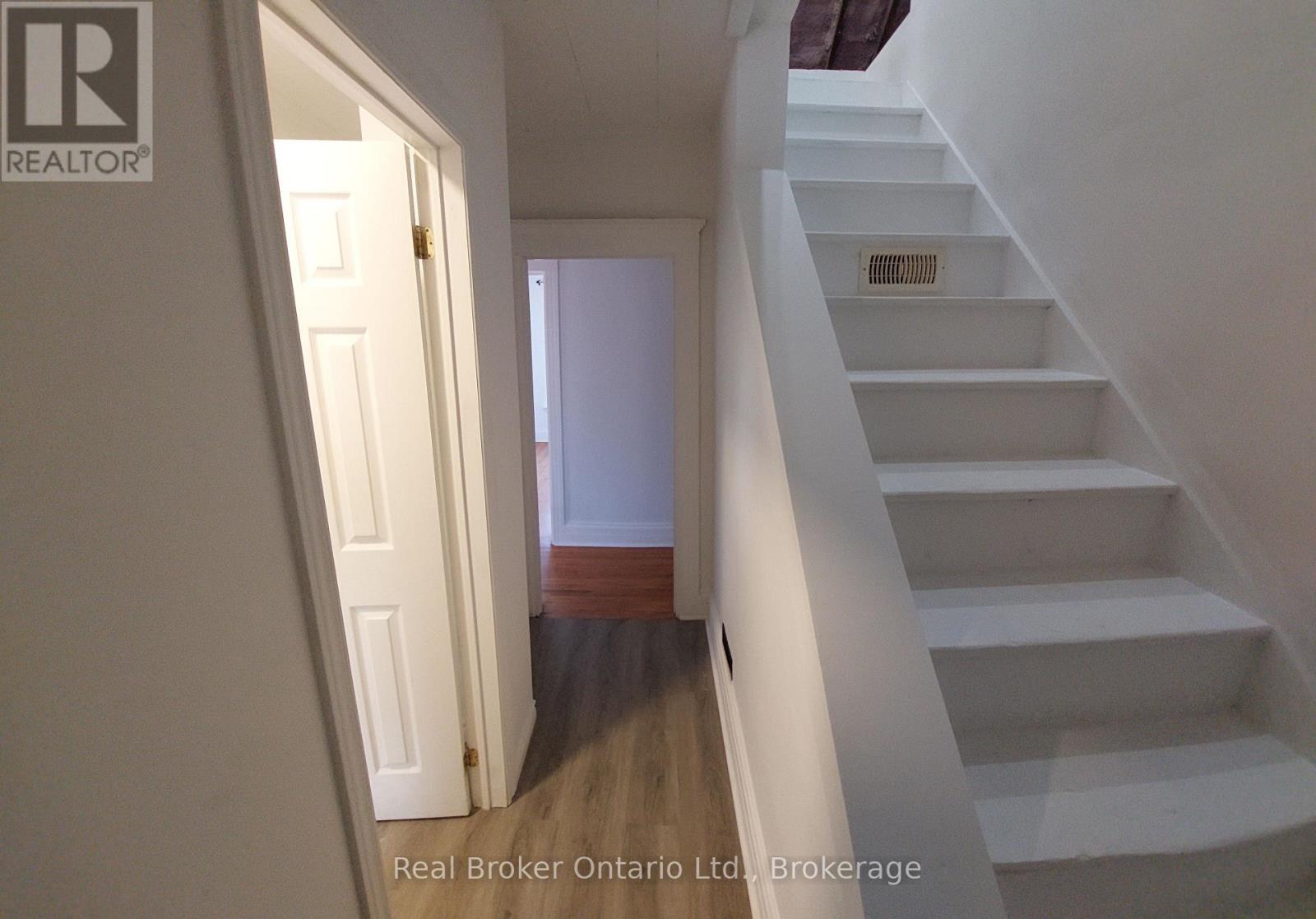 4 CAMBRIA STREET - 41