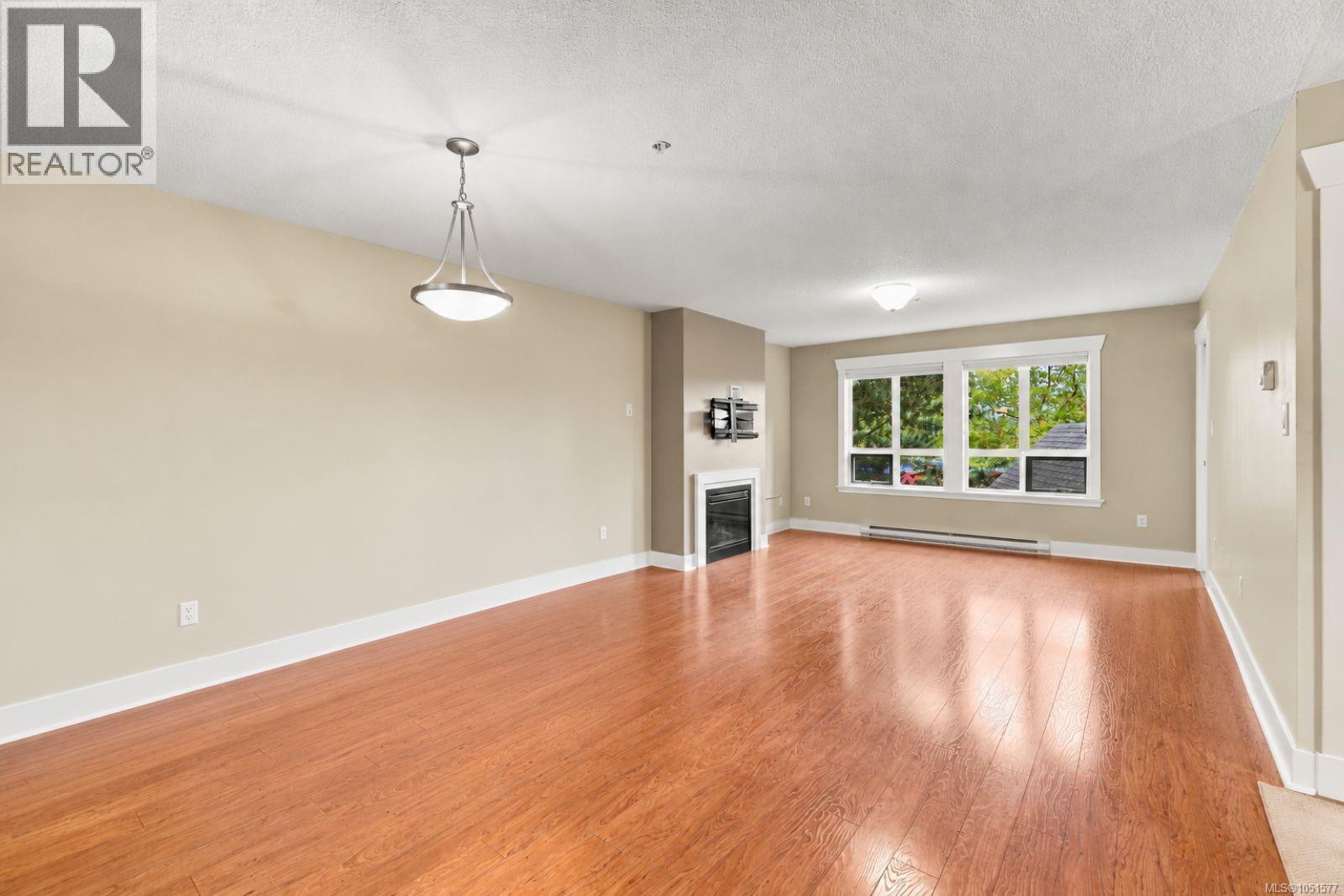#204 1620 Townsite Rd - 30