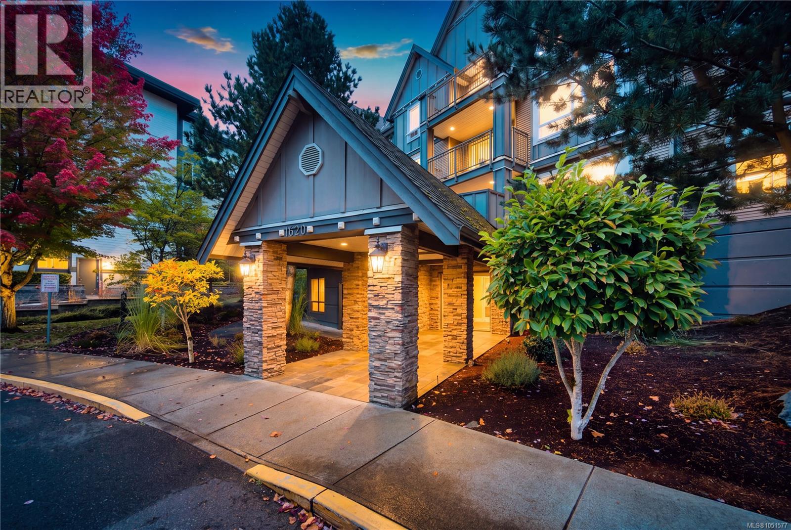 #204 1620 Townsite Rd - 3