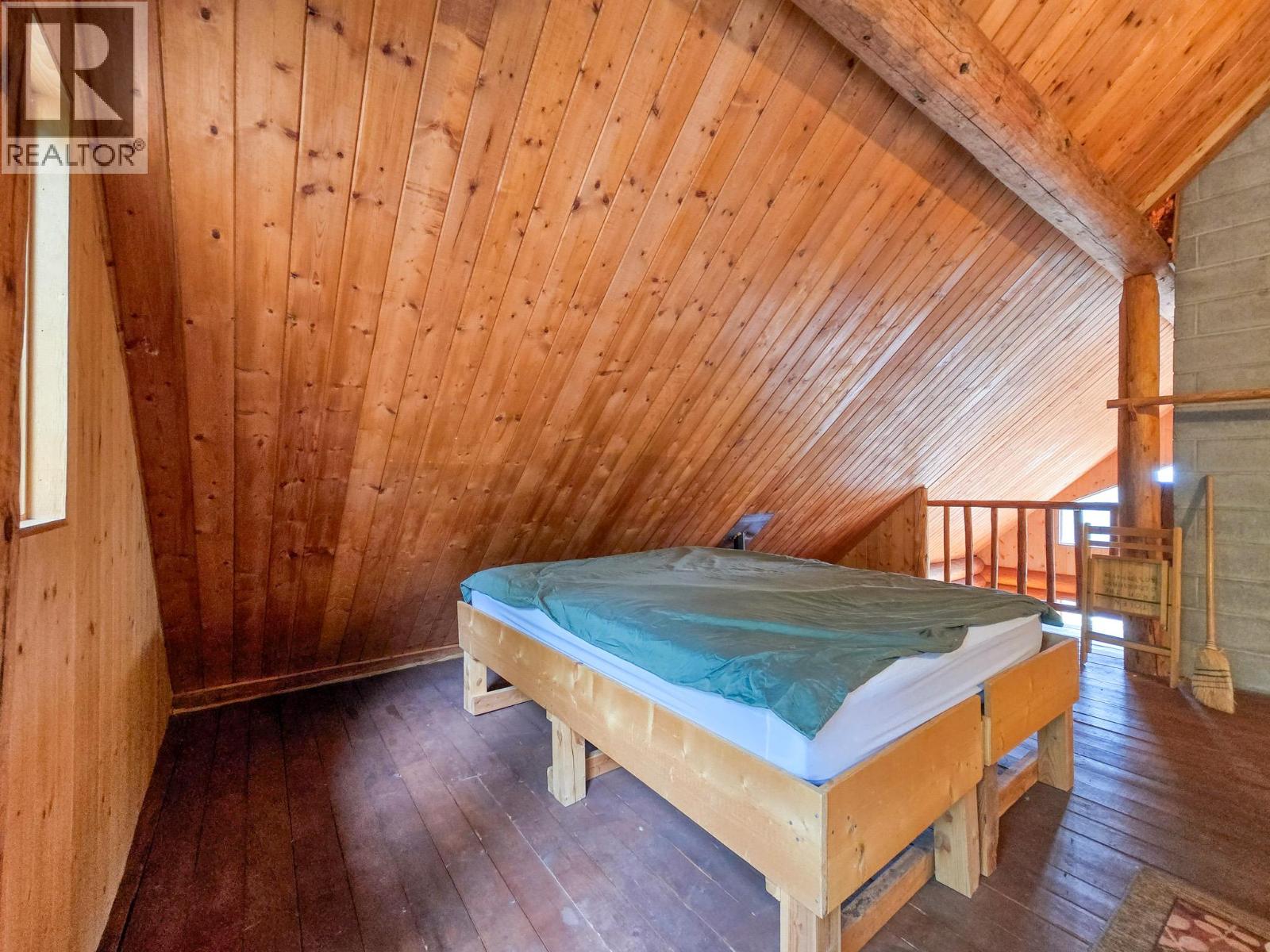 3590 Kootenay No. 3 Road, Windermere