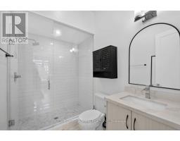 4 Vern Robertson Gate, Uxbridge, ON L9P0R9 Photo 17