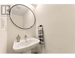 224 Matawin Lane, Richmond Hill, ON L4B0H8 Photo 16