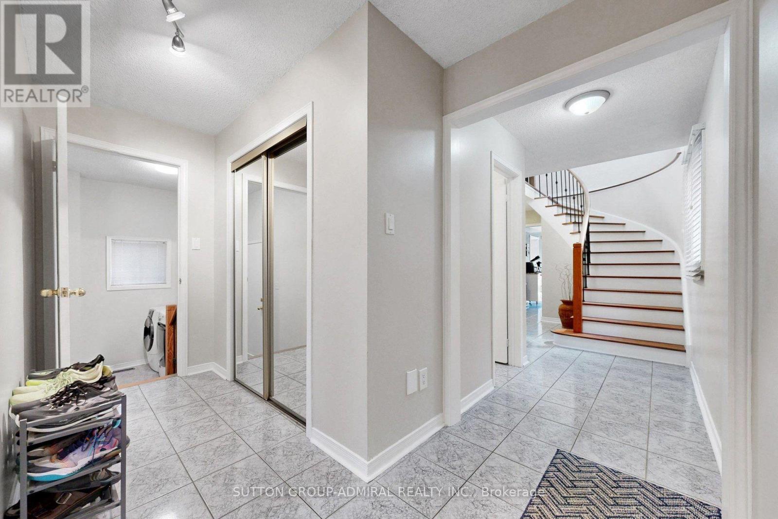 43 BERWICK CRESCENT - 4