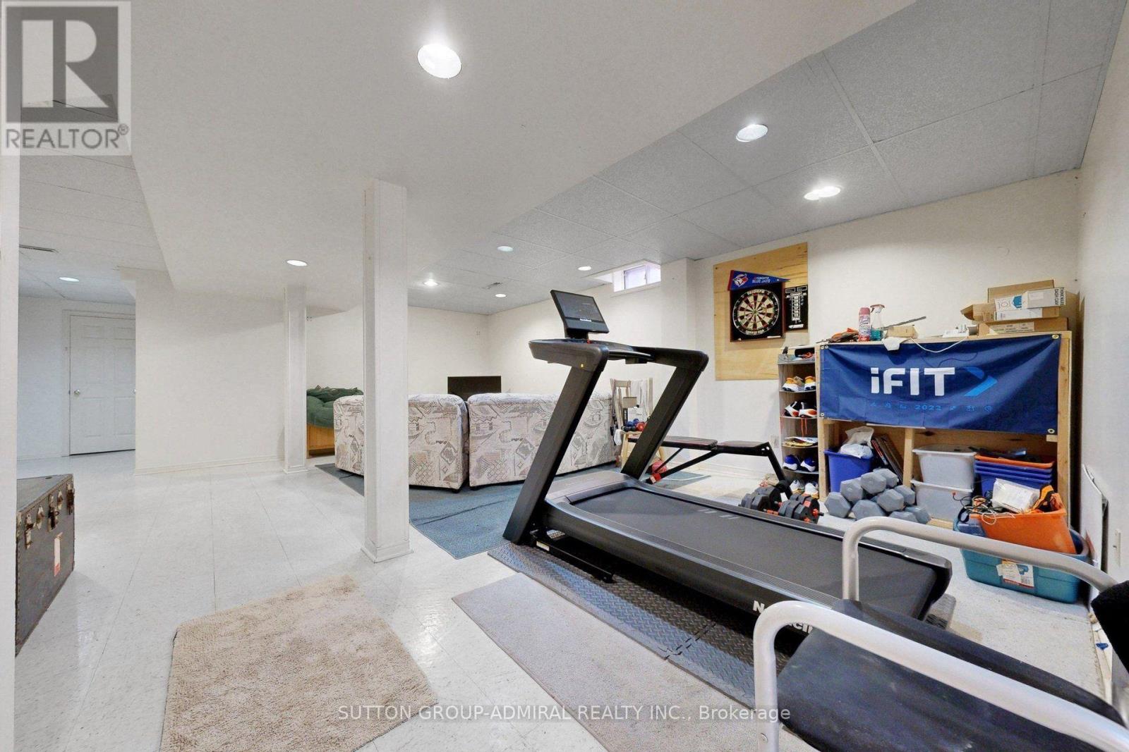43 Berwick Crescent, Richmond Hill, ON photo 44