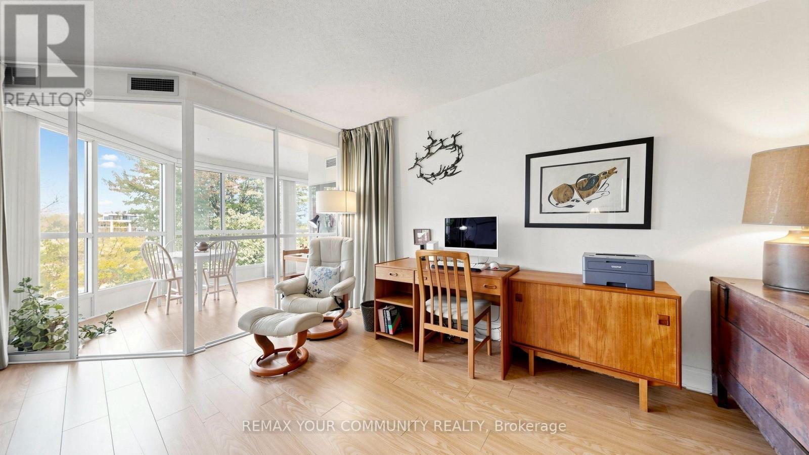 #413 5 WELDRICK ROAD W - 11