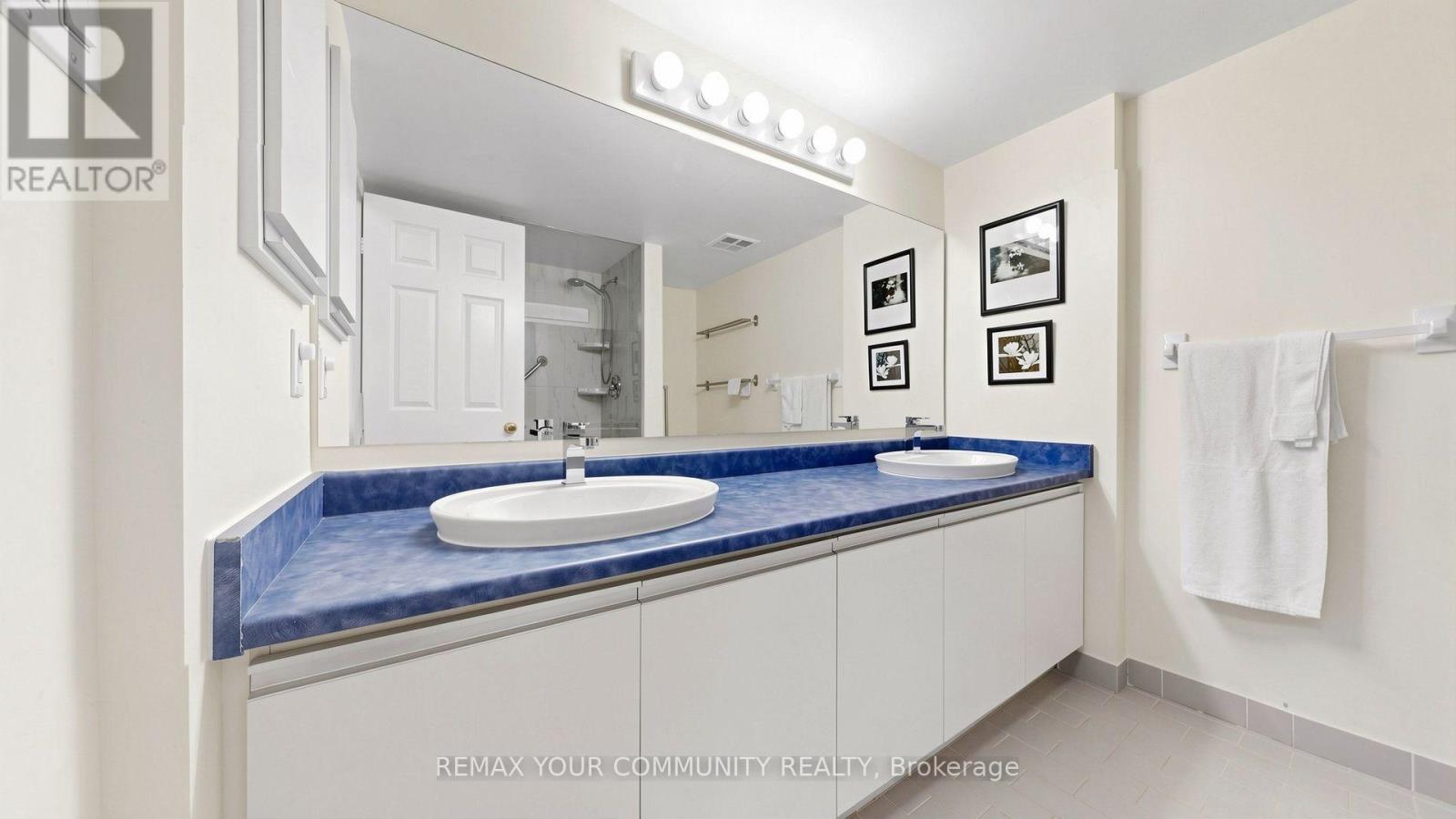 #413 5 WELDRICK ROAD W - 27