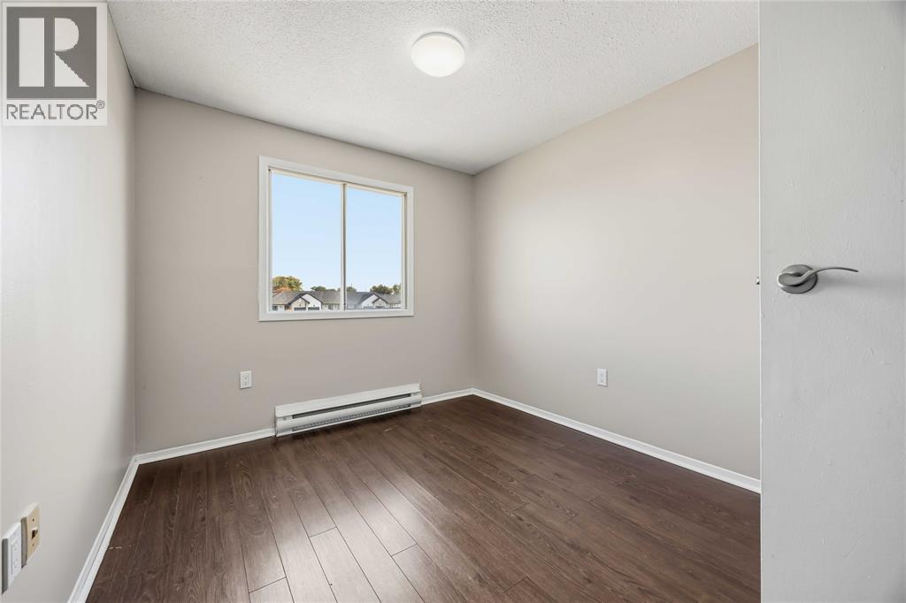 #105 348 CAMERON STREET - 23