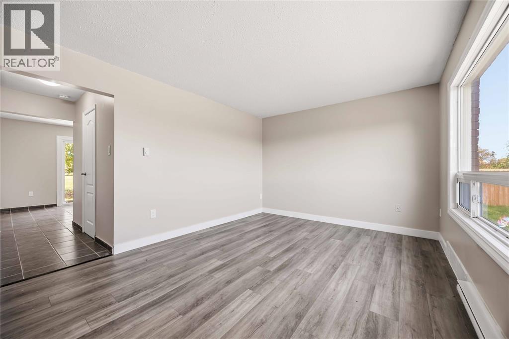 #105 348 CAMERON STREET - 4
