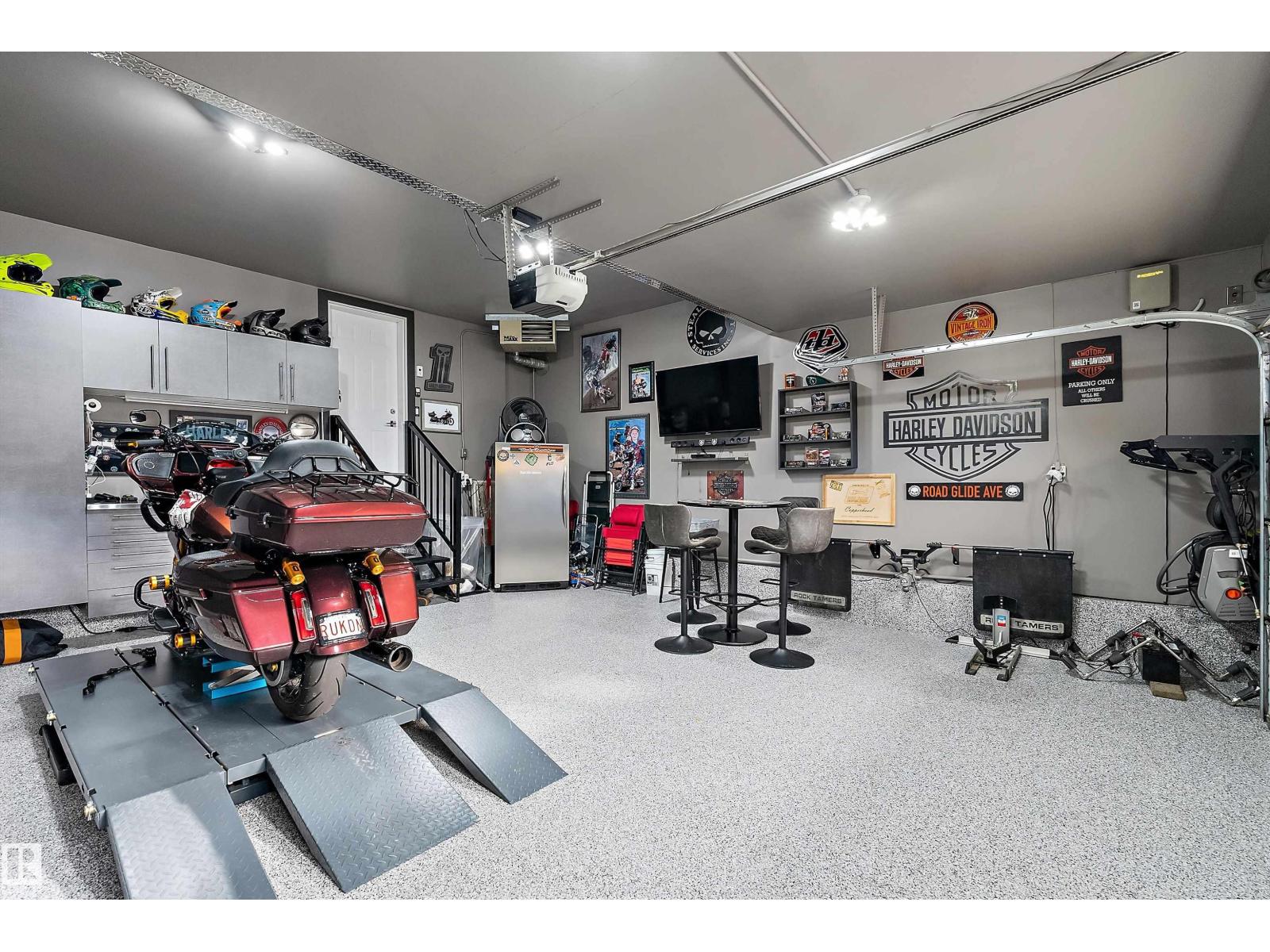 47 BIRCHMONT DR - 47