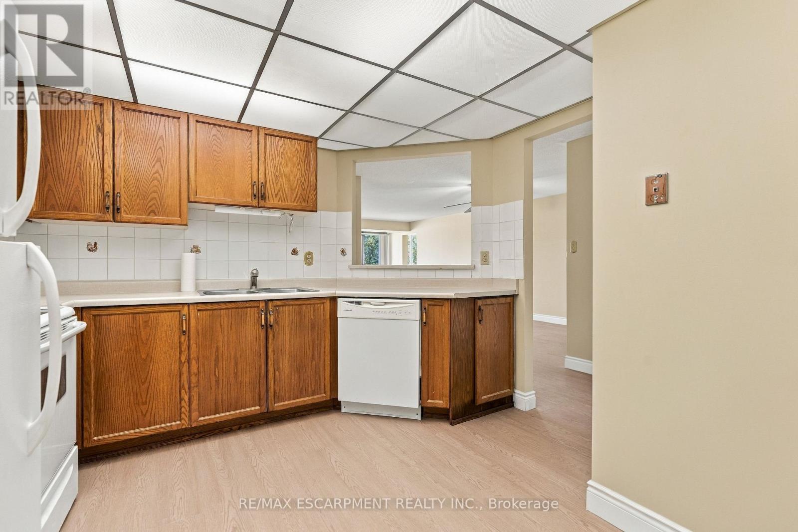 302- 5070 PINEDALE Avenue, Burlington, ON photo 8