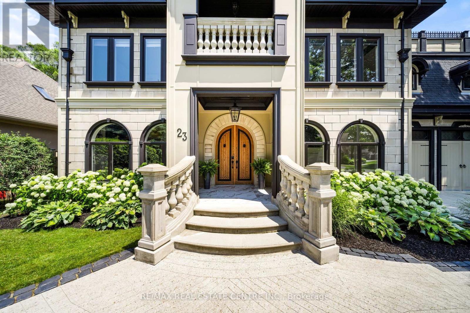 23 Cameron Drive, Hamilton, ON photo 7