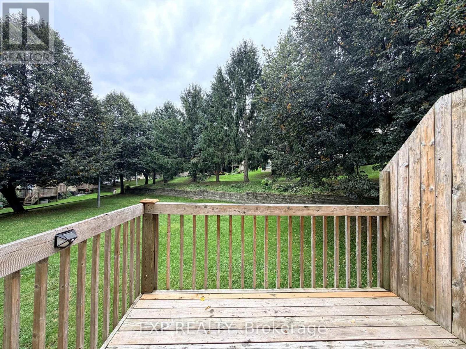 6- 195 Ferguson Drive, Woodstock, ON photo 8