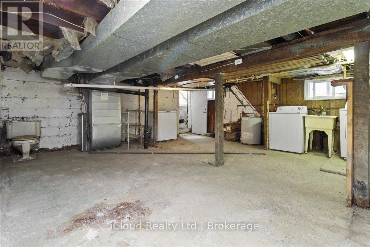 29 BIGGAR AVENUE - 16