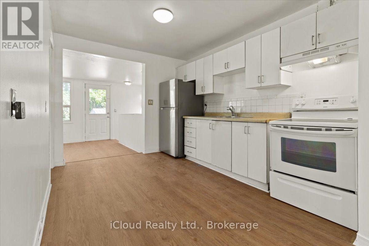 29 Biggar Avenue, Hamilton, ON photo 6