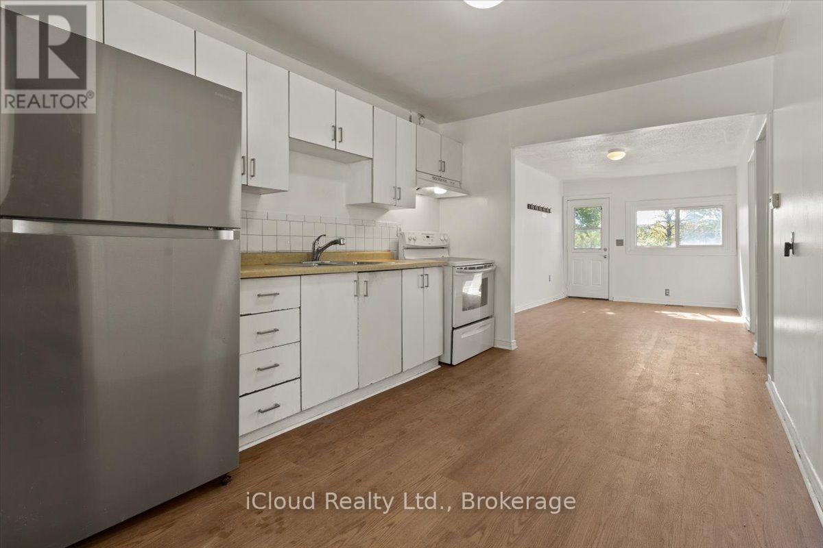 29 BIGGAR AVENUE - 7