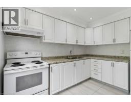 32 Lansing Square, Brampton, ON L6Z1E6 Photo 19