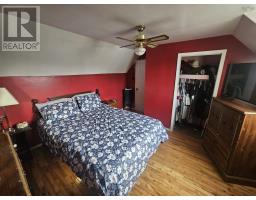 2pc Bathroom - 66 Macleod Street, Sydney, NS B1N1B3 Photo 12