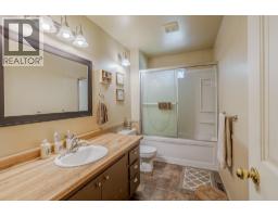 7140 Judson Road, Bridge Lake, BC V0K1X2 Photo 15