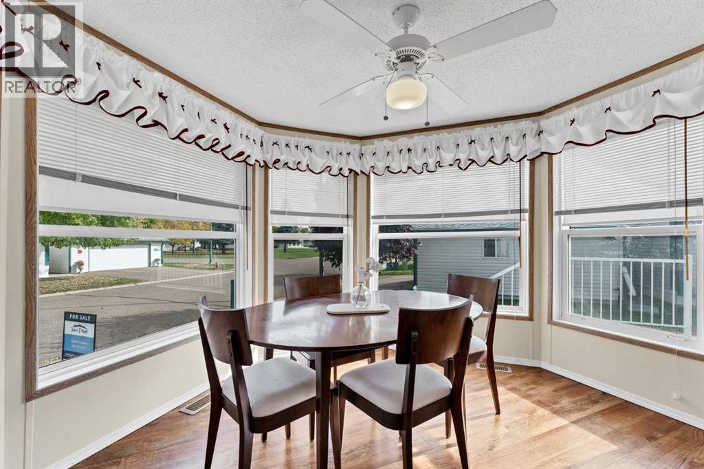 111, 1600 Strachan Road SE - 15