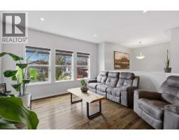 Living room - 19 Regatta Way, Sylvan Lake, AB T4S0E8 Photo 7
