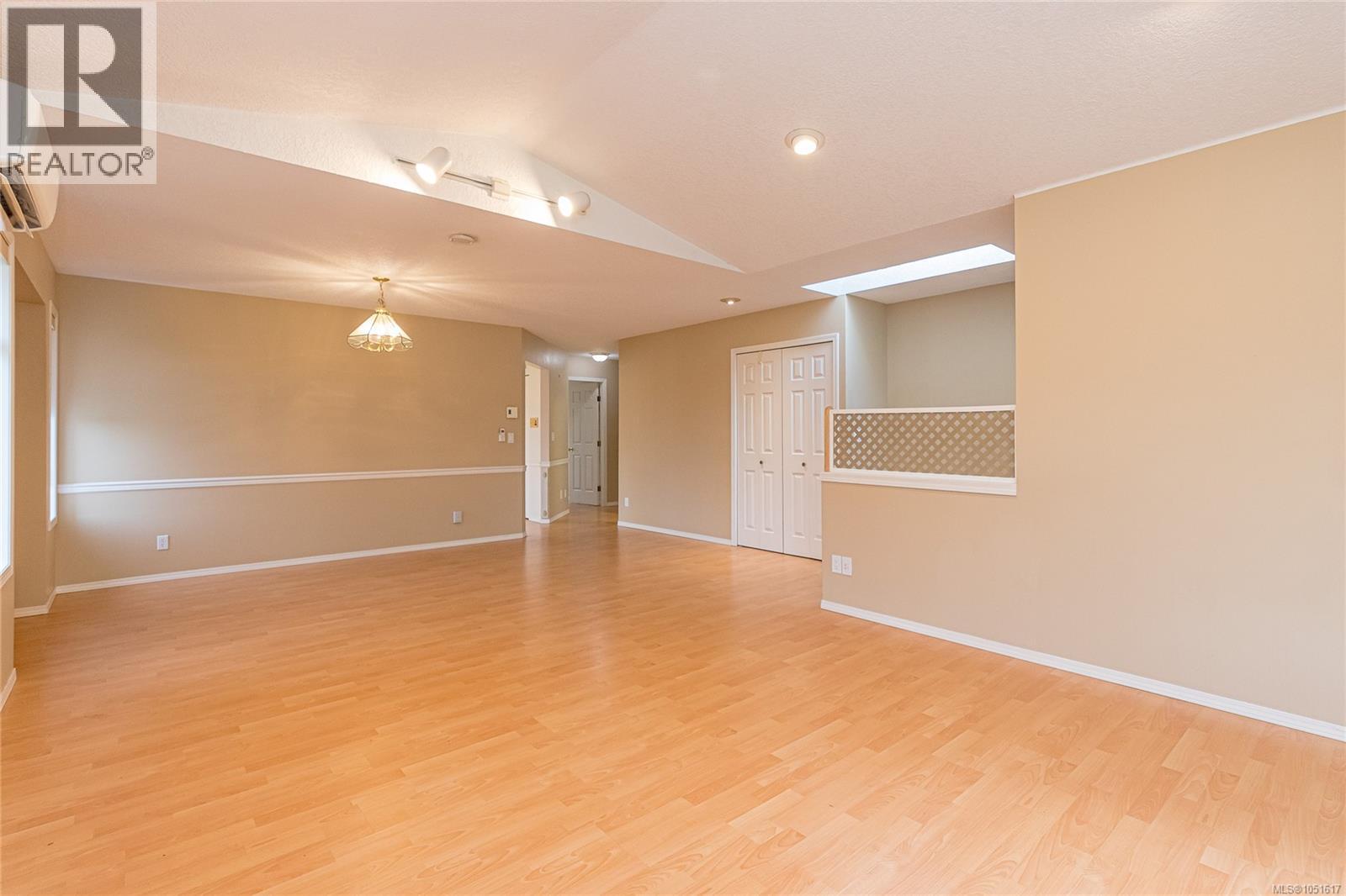 2674 Tamara Dr - Image 10