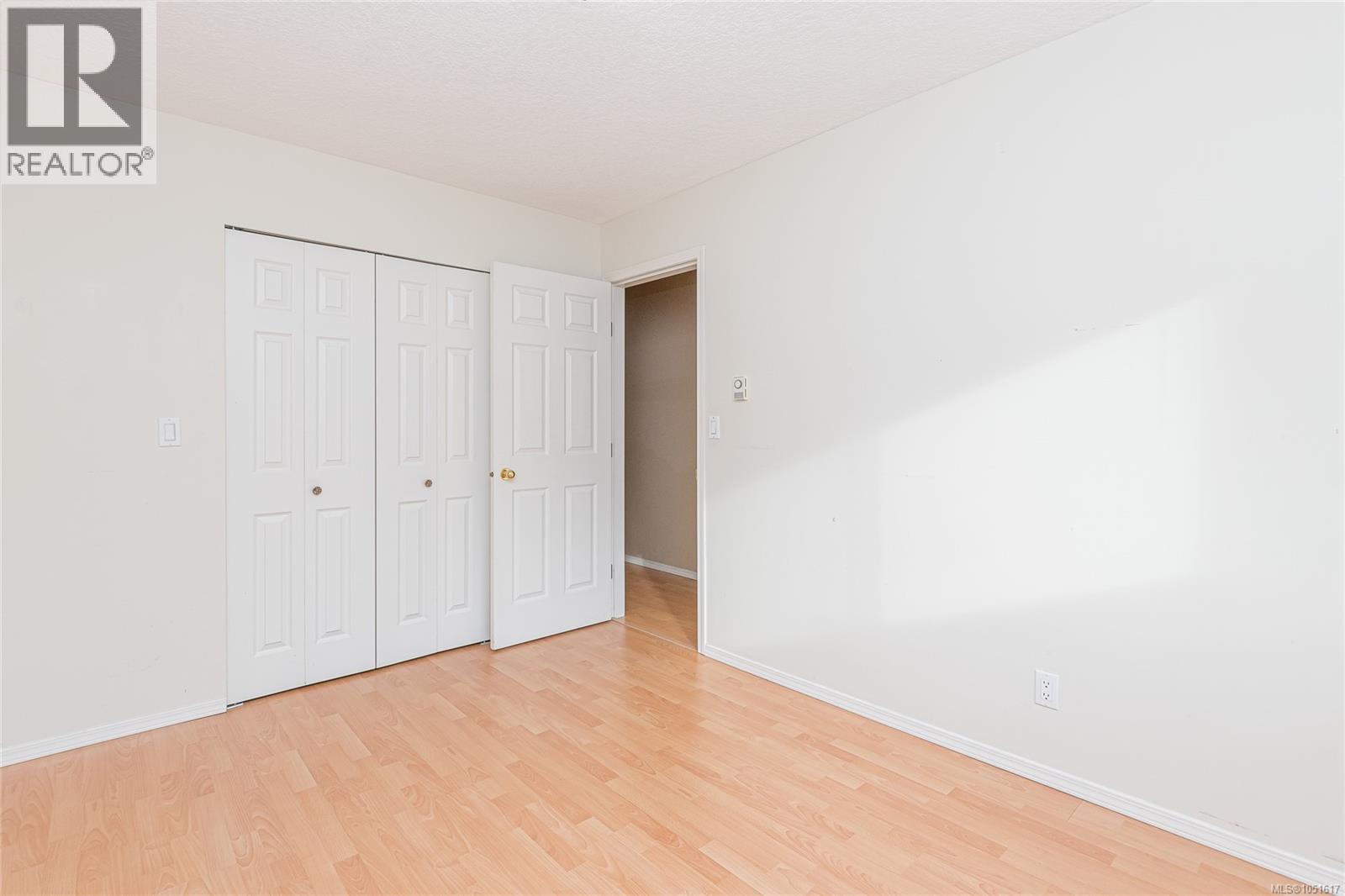 2674 Tamara Dr - Image 28
