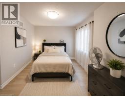 770 Linden Drive, Cambridge, ON N3H0E3 Photo 12