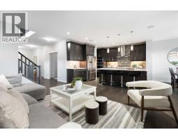 5pc Bathroom - 232 Nolancrest Heights Nw, Calgary, AB T3R0V8 Photo 9