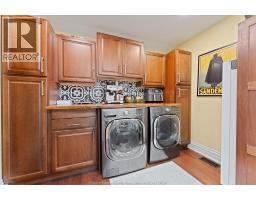 1700 Orford, Lasalle, ON N9J1X3 Photo 18