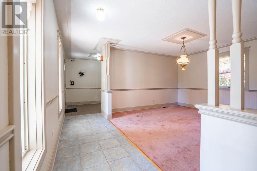1411 Great Northern Road - Image 14