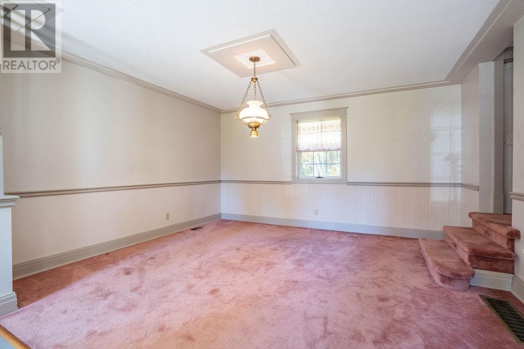 1411 Great Northern Road - Image 13