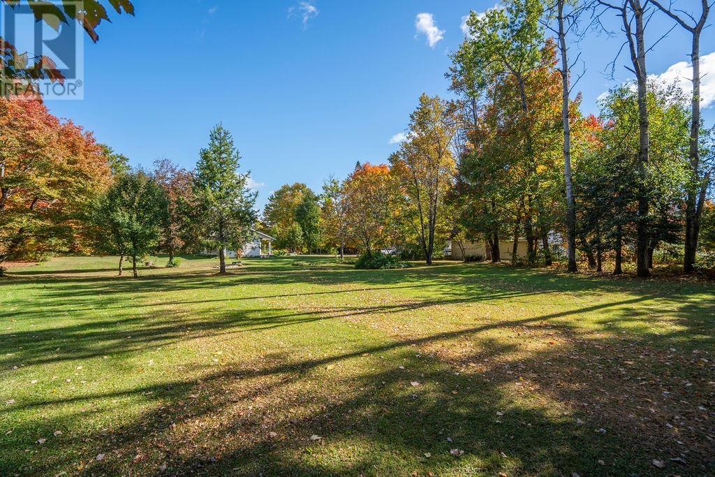 1411 Great Northern Road - 7