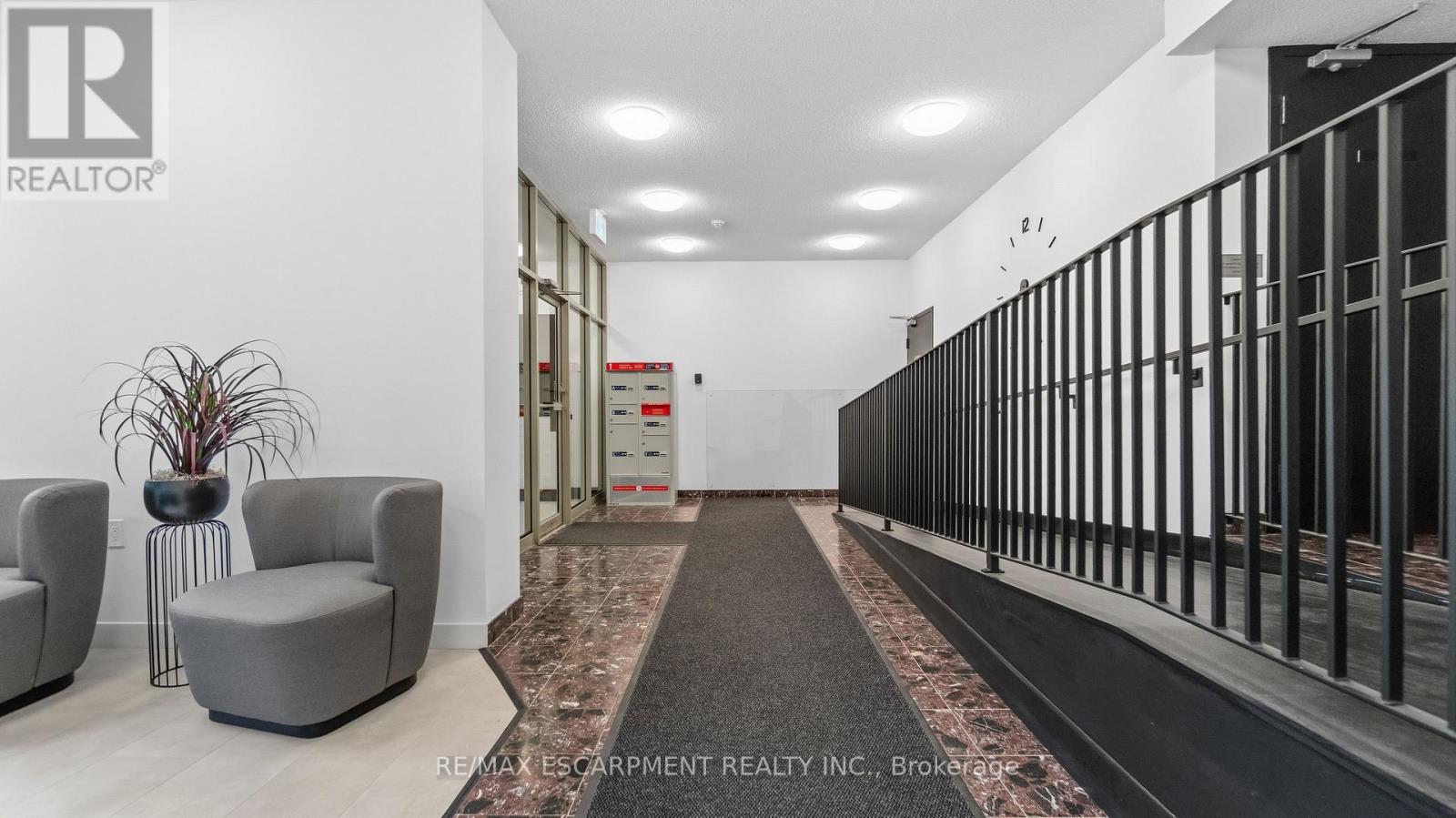#510 8 VILLAGE GREEN BOULEVARD - 29