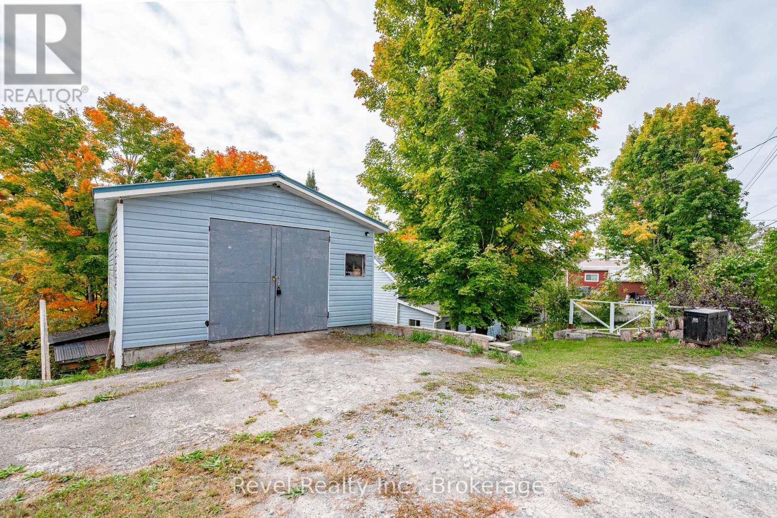 14 Richmond Street East, Kawartha Lakes, ON photo 38