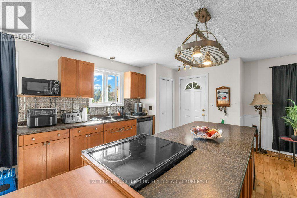 3937 STAGECOACH ROAD - 4