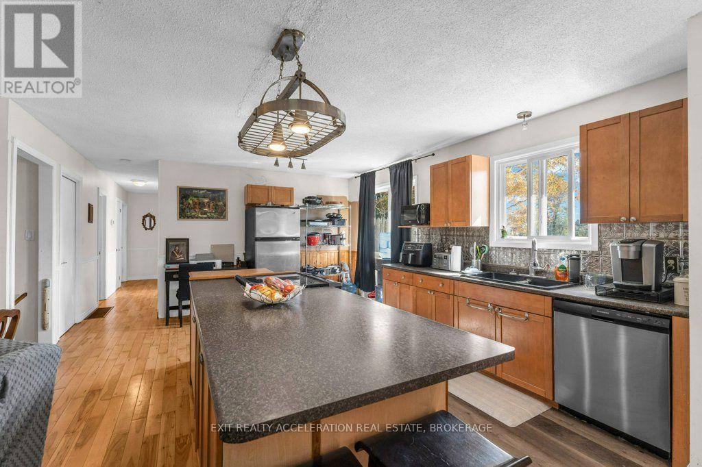 3937 STAGECOACH ROAD - Image 6