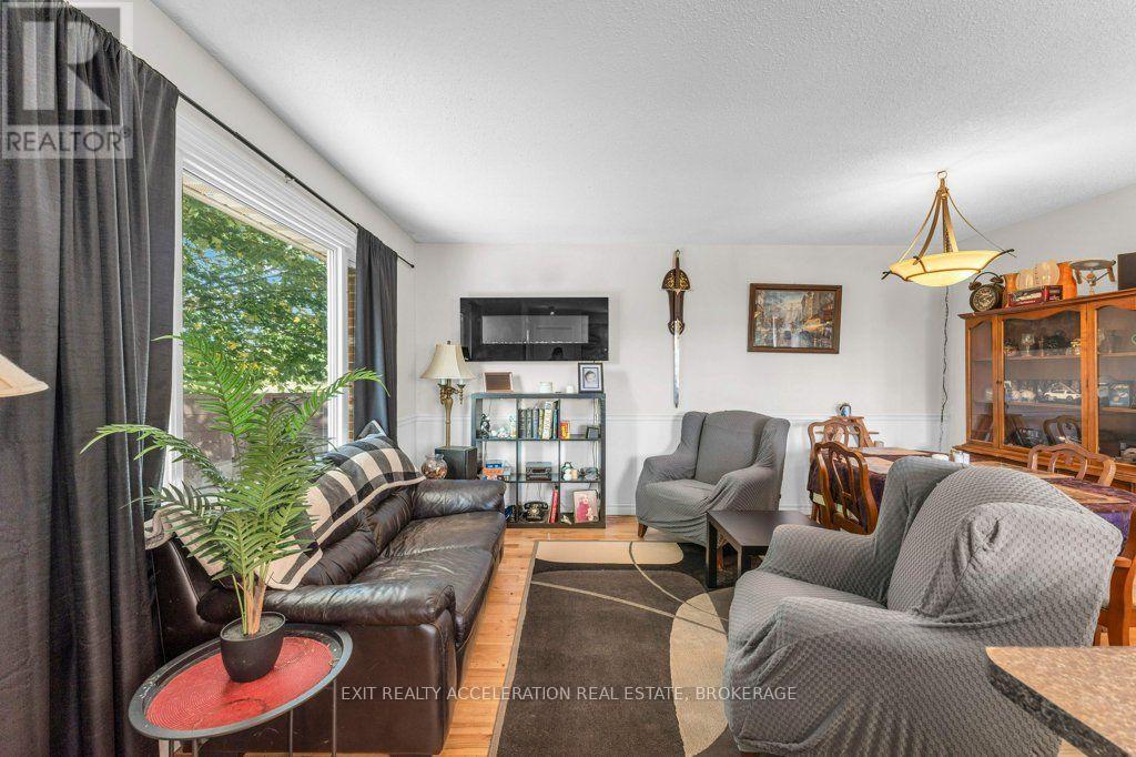 3937 STAGECOACH ROAD - Image 9