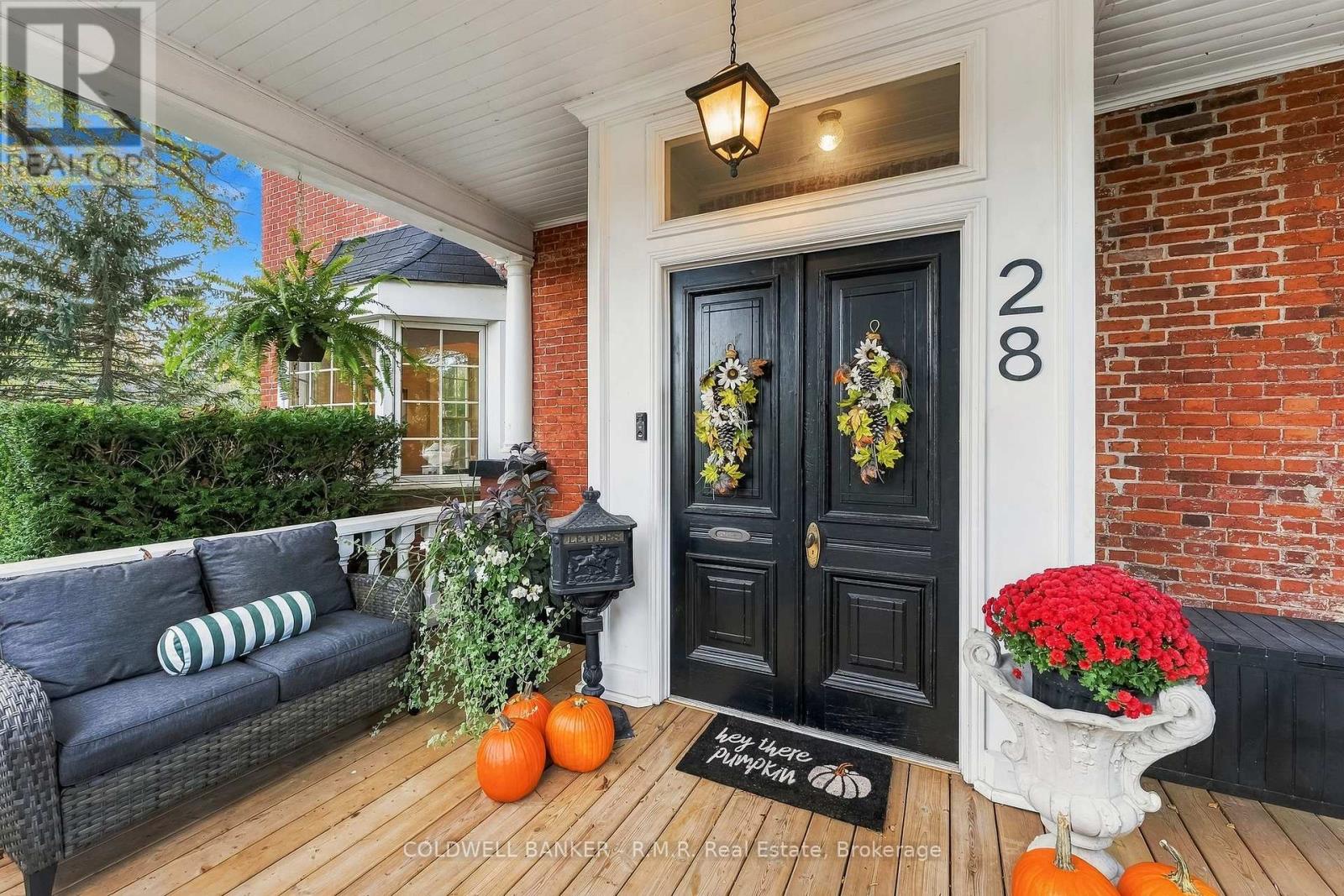28 University Avenue West, Cobourg, ON photo 41