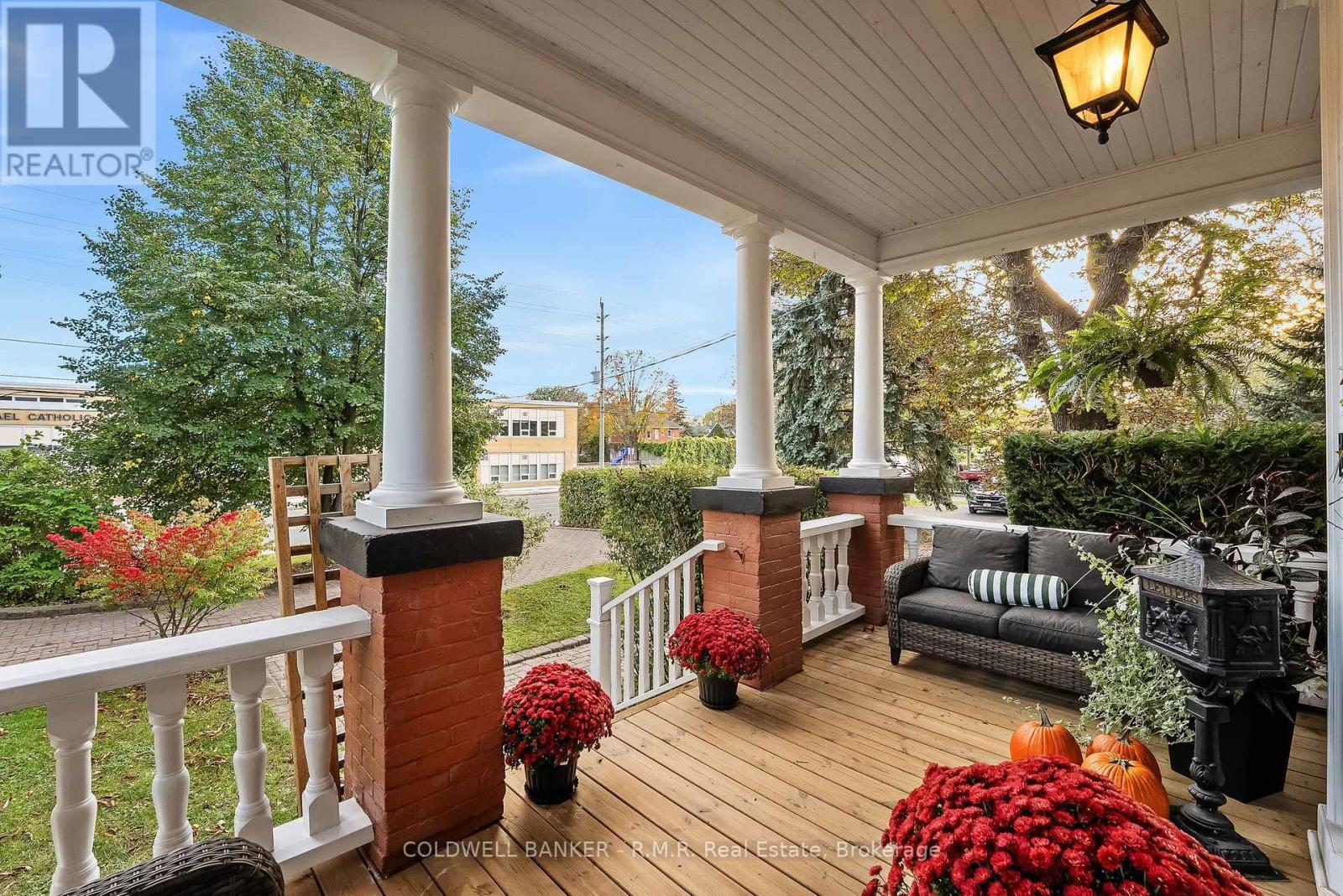 28 University Avenue West, Cobourg, ON photo 43