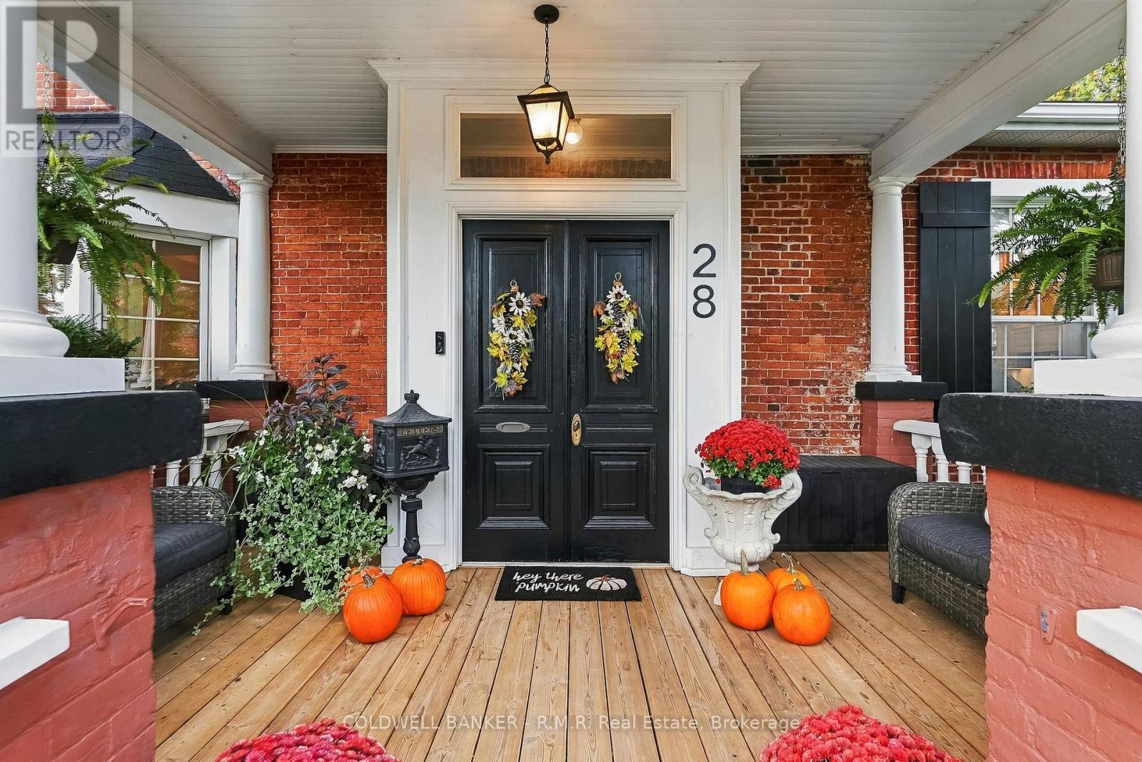 28 University Avenue West, Cobourg, ON photo 7