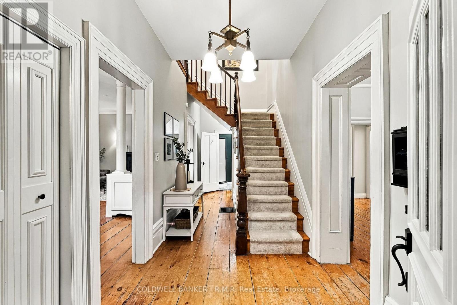 28 University Avenue West, Cobourg, ON photo 8