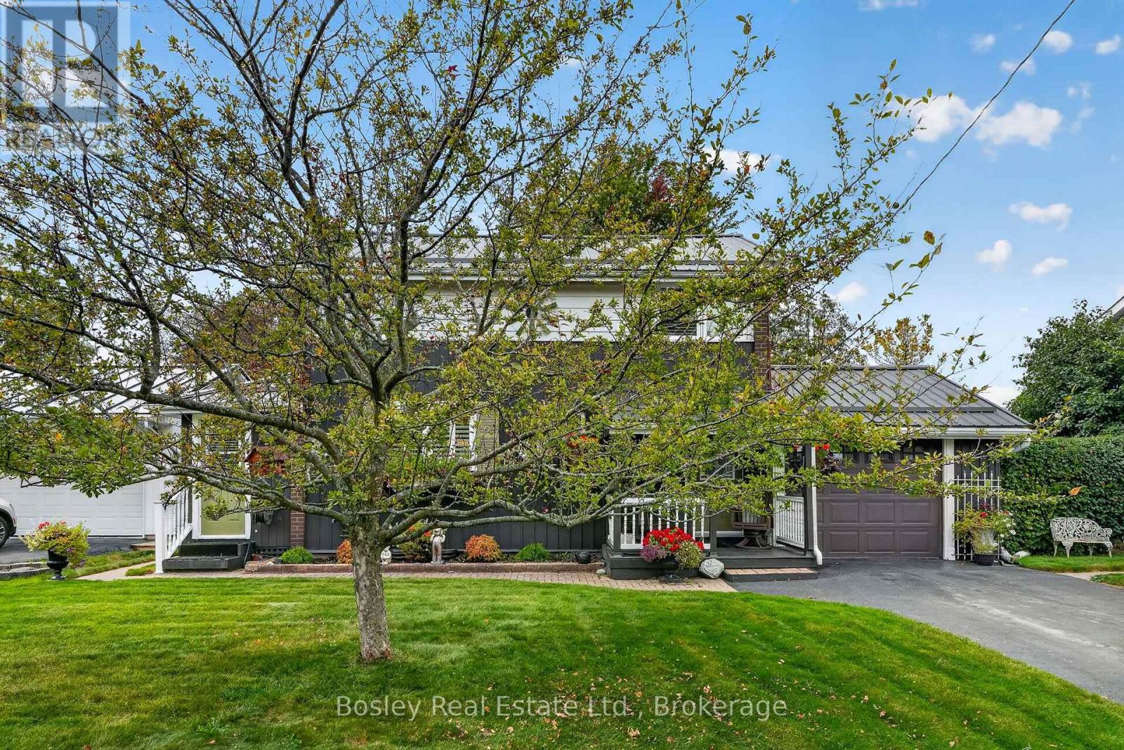 42 Trefusis Street, Port Hope, ON photo 2